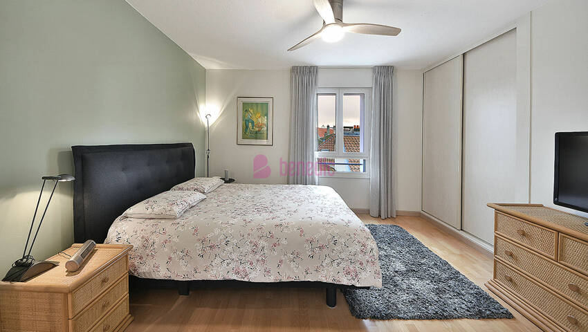 59792737l - Attribut alt par défaut.