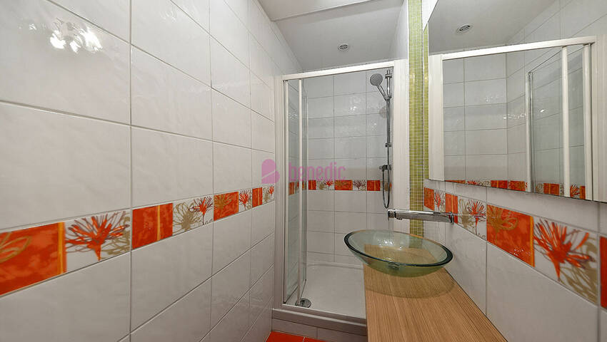 59792737q - Attribut alt par défaut.