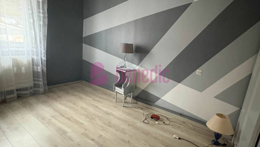 59844923e - Attribut alt par défaut.