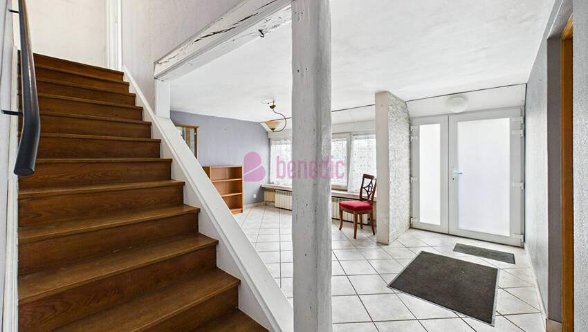 58733142d - Attribut alt par défaut.