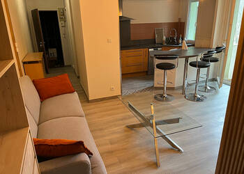 59925254a - Attribut alt par défaut.