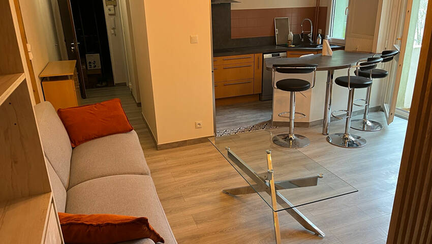 59925254a - Attribut alt par défaut.