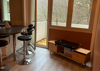 59925254b - Attribut alt par défaut.