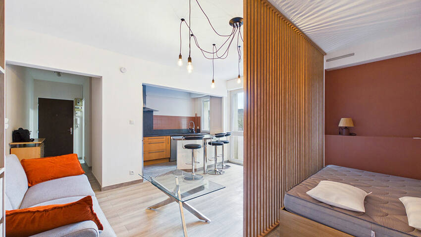 59925254b - Attribut alt par défaut.