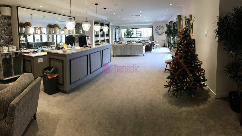 59940185c - Attribut alt par défaut.