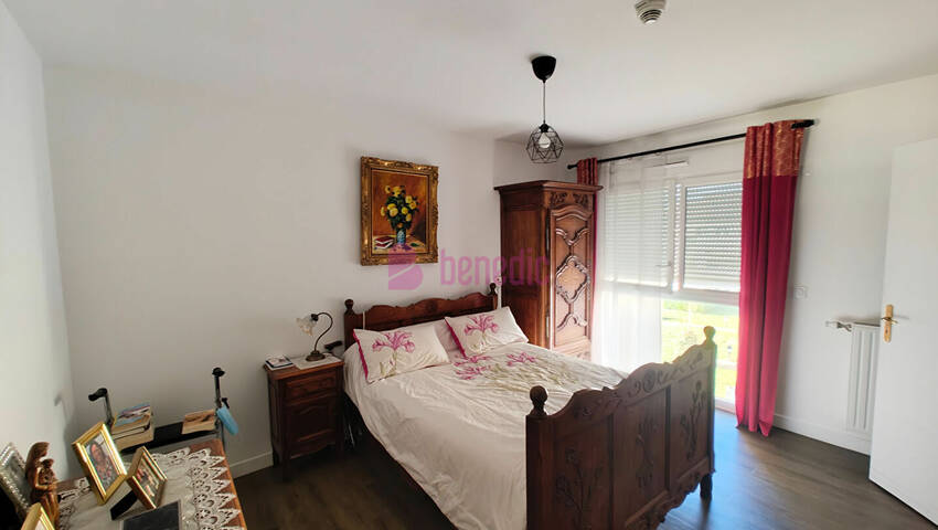 59940185g - Attribut alt par défaut.