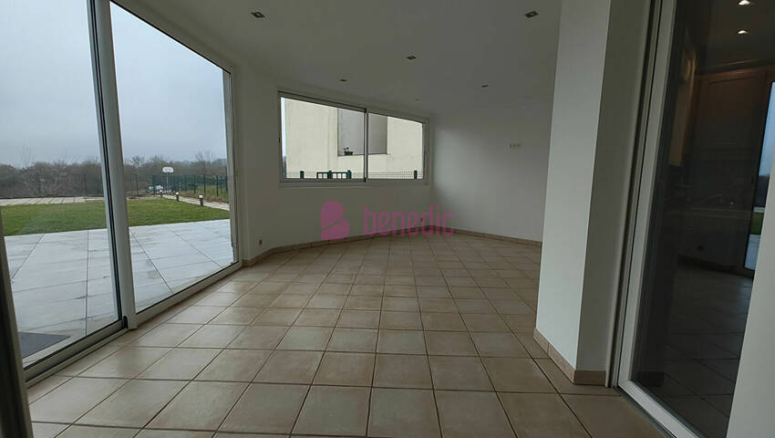 59973934h - Attribut alt par défaut.