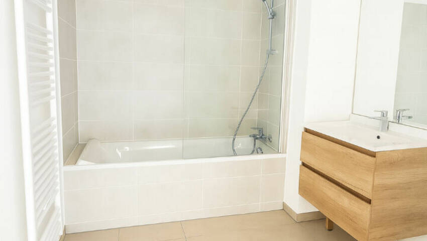 59975203b - Attribut alt par défaut.