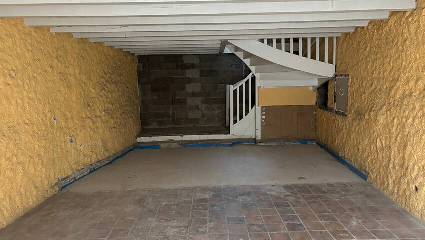 59977098b - Attribut alt par défaut.