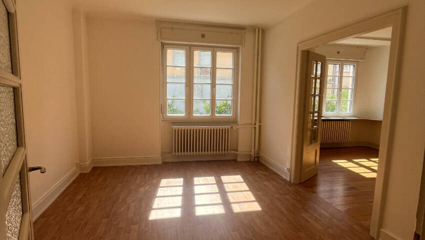 59071532b - Attribut alt par défaut.