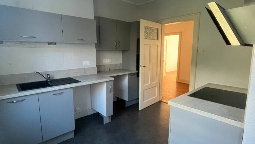 59071532g - Attribut alt par défaut.