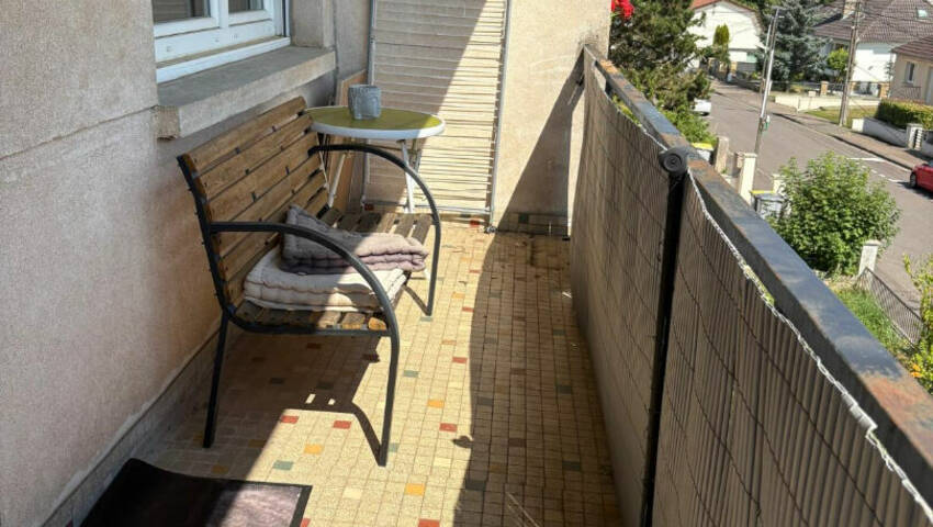 59986156b - Attribut alt par défaut.