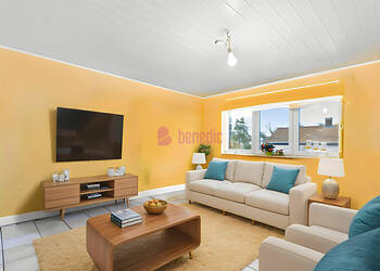 59987229b - Attribut alt par défaut.