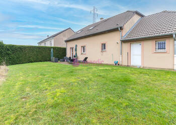 59317093b - Attribut alt par défaut.