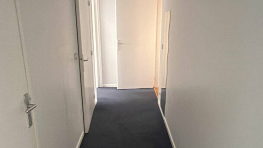 59993043c - Attribut alt par défaut.