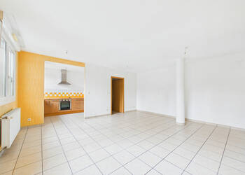 59992964b - Attribut alt par défaut.