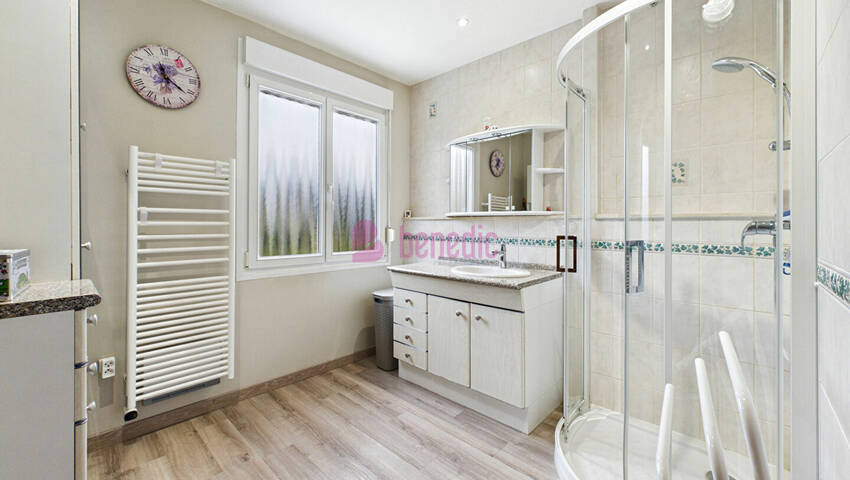 59514226m - Attribut alt par défaut.