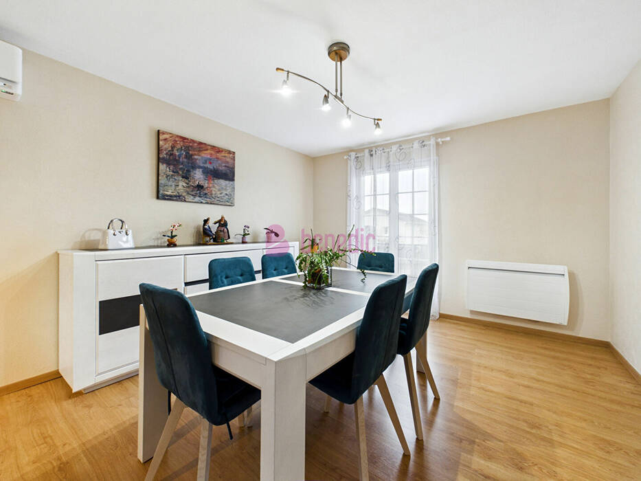 59514226d - Attribut alt par défaut.