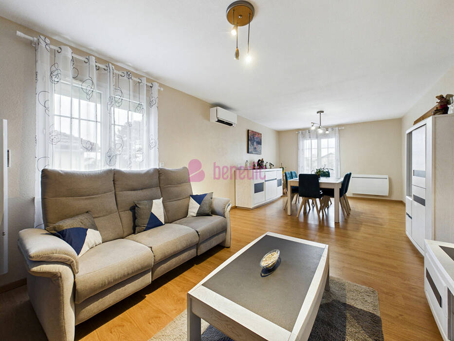 59514226e - Attribut alt par défaut.