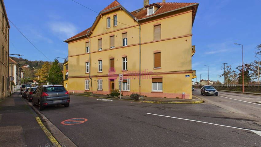 59166776a - Attribut alt par défaut.