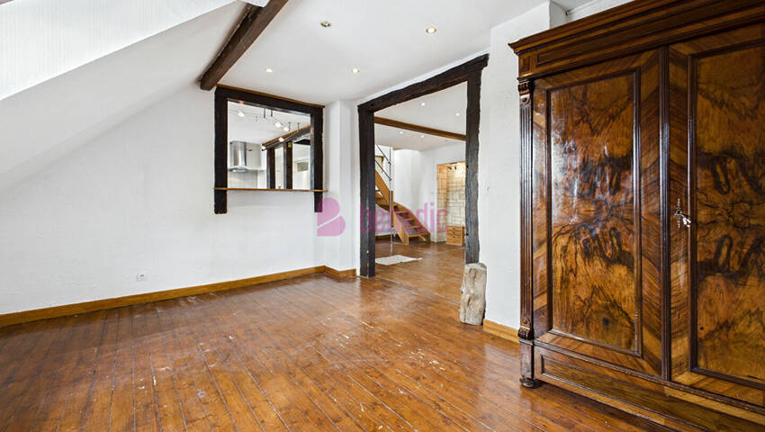 59166776c - Attribut alt par défaut.