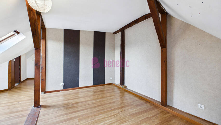 59166776q - Attribut alt par défaut.