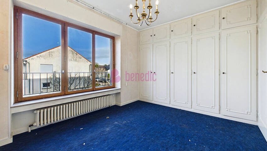 55582080l - Attribut alt par défaut.