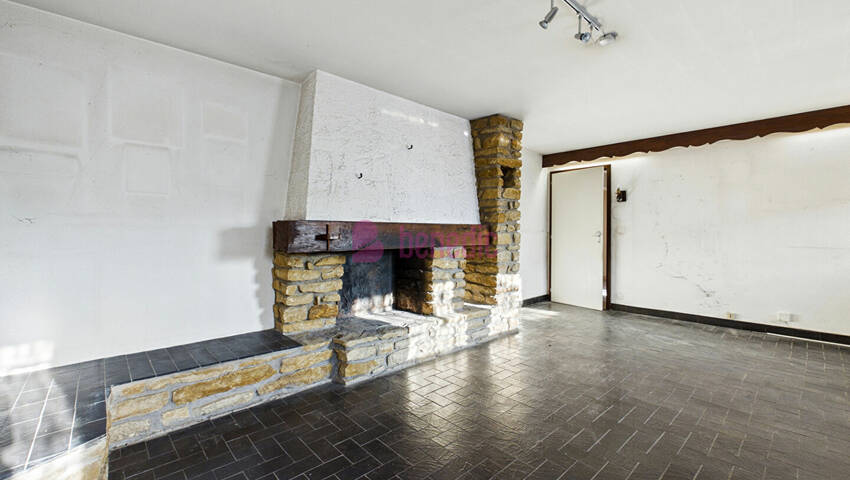 55582080r - Attribut alt par défaut.