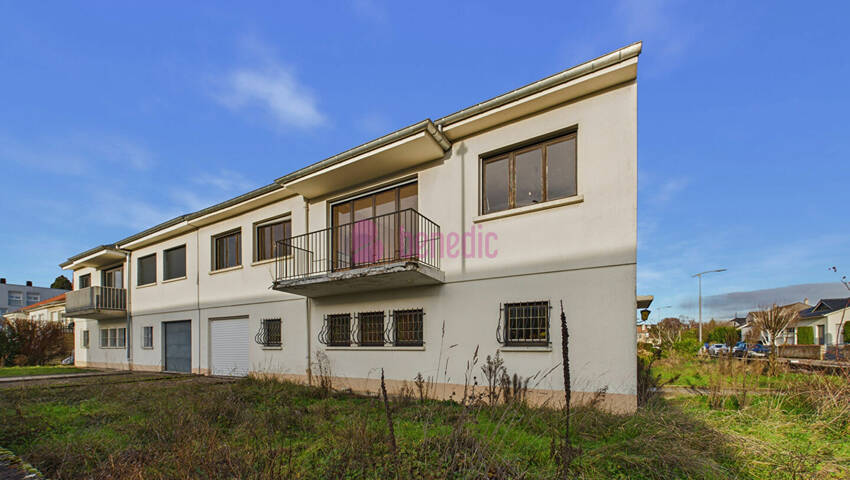 55582080v - Attribut alt par défaut.