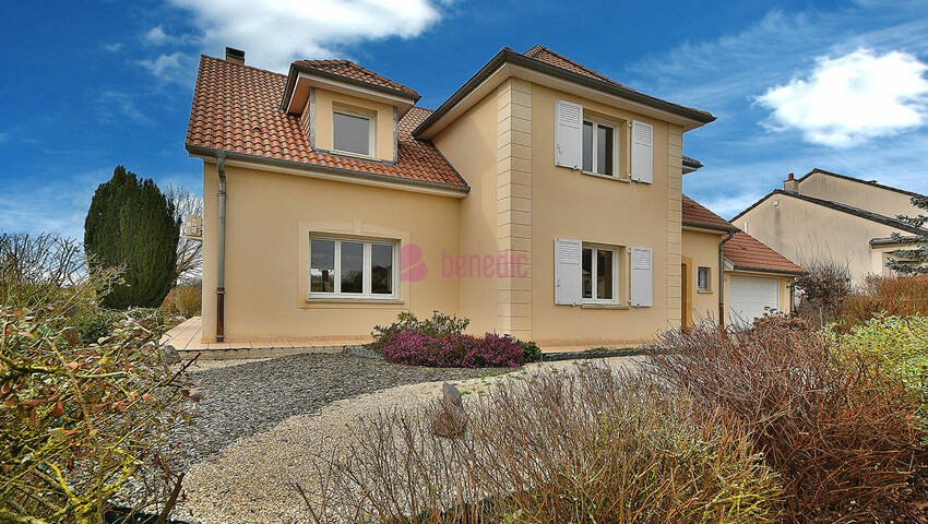 59407176a - Attribut alt par défaut.