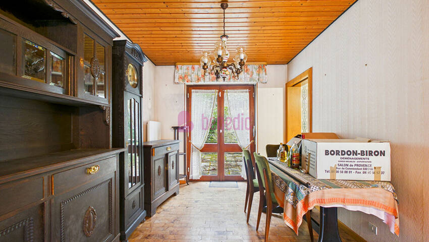 53936790g - Attribut alt par défaut.