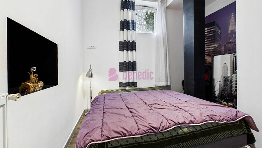 59798116l - Attribut alt par défaut.