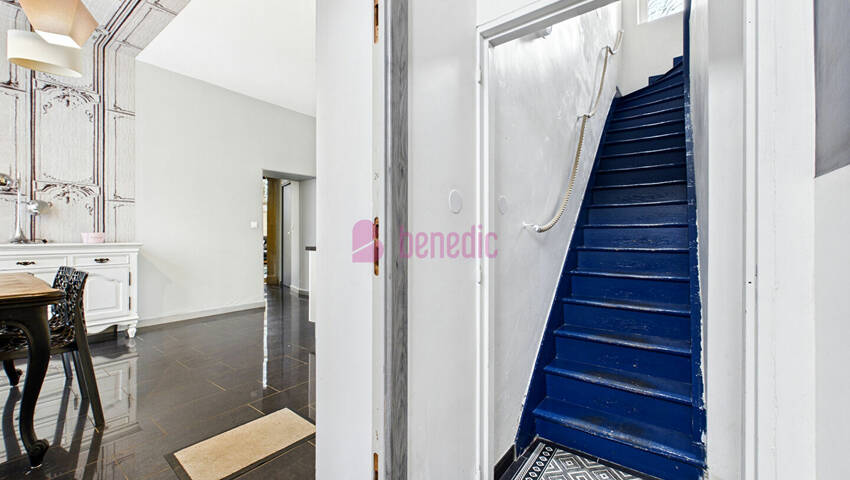 59798116m - Attribut alt par défaut.