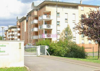 4602935b - Attribut alt par défaut.