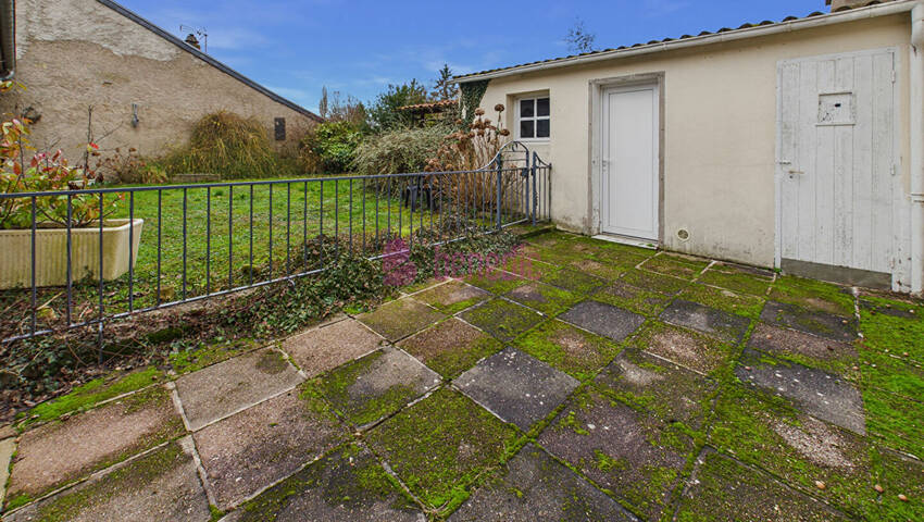 59794742r - Attribut alt par défaut.