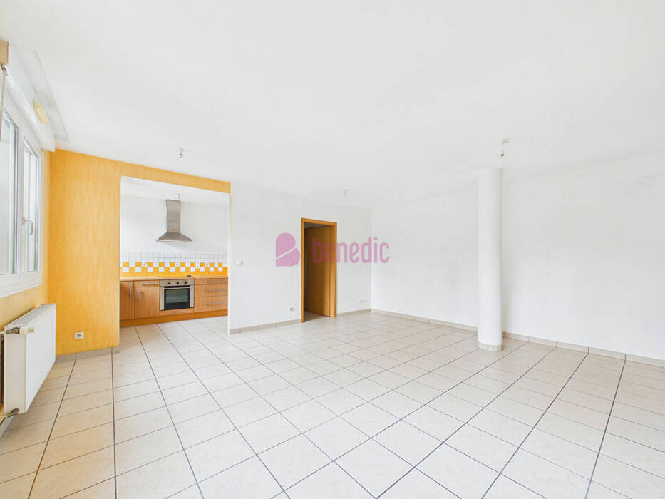 59813445c - Attribut alt par défaut.