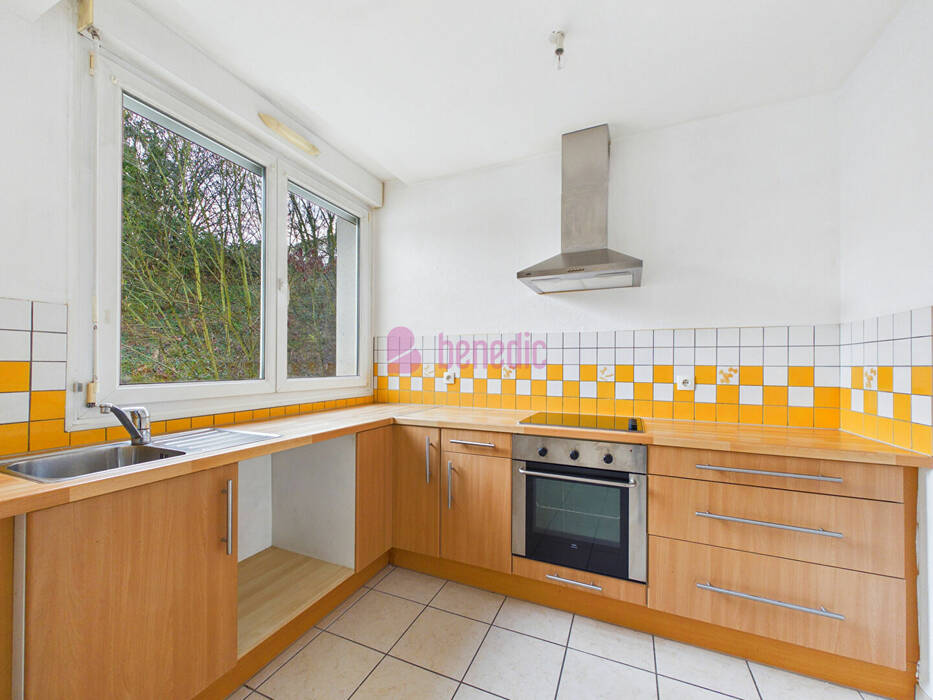 59813445d - Attribut alt par défaut.