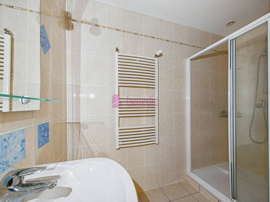 59813445n - Attribut alt par défaut.