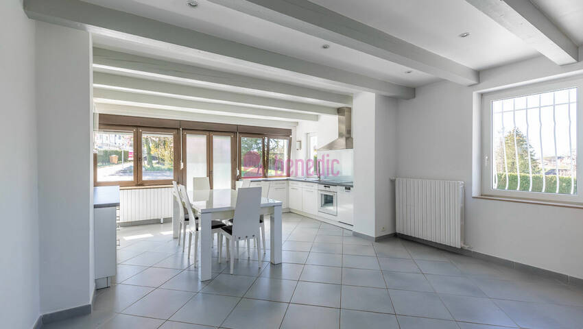 60014368f - Attribut alt par défaut.