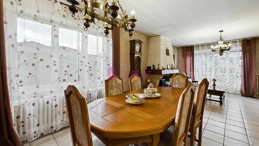 34030613e - Attribut alt par défaut.