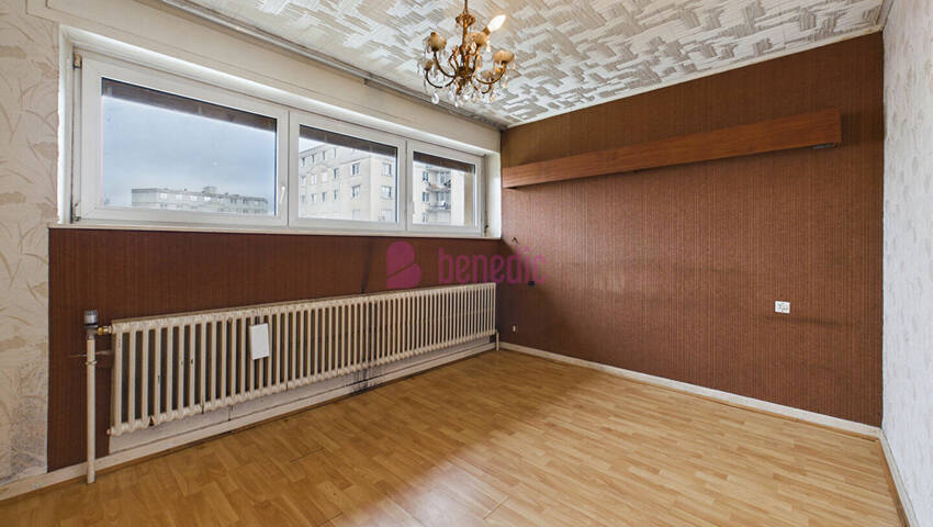 59706852g - Attribut alt par défaut.