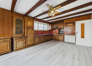 59706852b - Attribut alt par défaut.