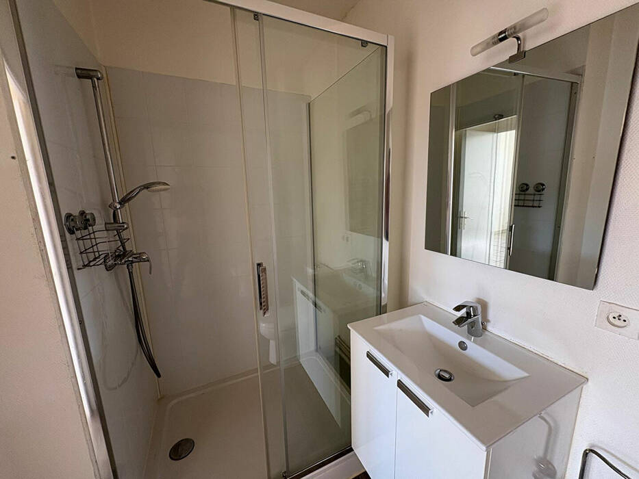 59356657c - Attribut alt par défaut.