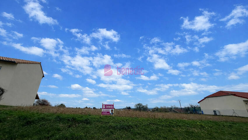 60026899b - Attribut alt par défaut.