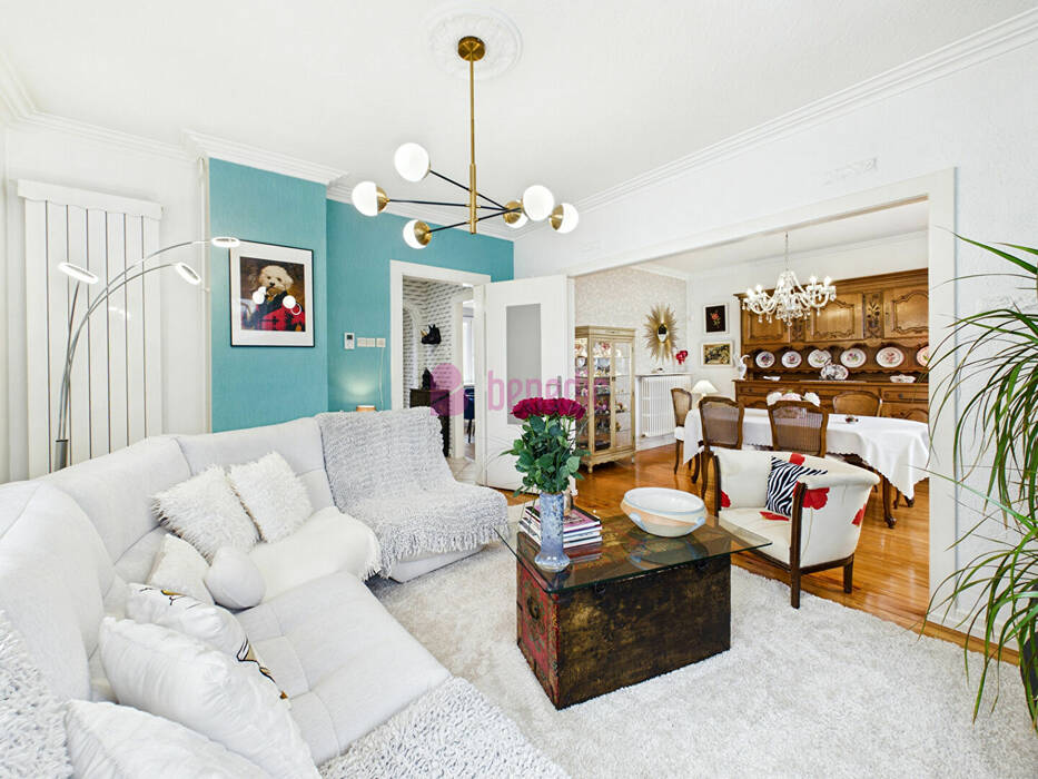 59376111c - Attribut alt par défaut.