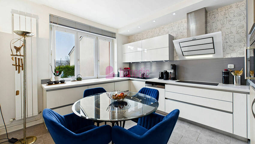 59376111d - Attribut alt par défaut.