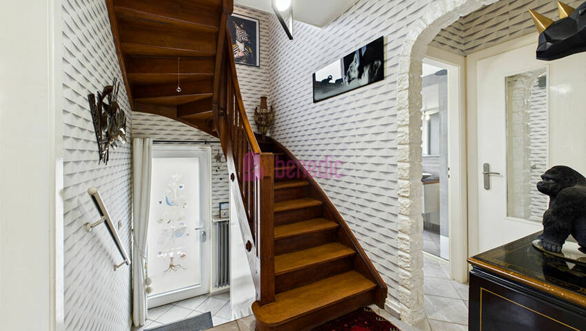 59376111e - Attribut alt par défaut.