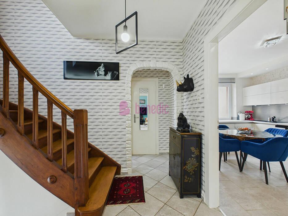 59376111m - Attribut alt par défaut.