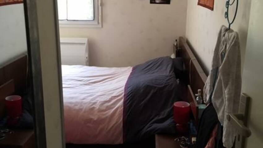 30476530d - Attribut alt par défaut.