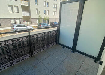 55727037a - Attribut alt par défaut.